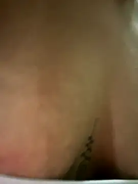 ninfetinha20 online show from October 7, 2025, 2:42 am