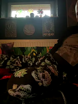 Flash0910 online show from October 17, 2025, 3:03 pm