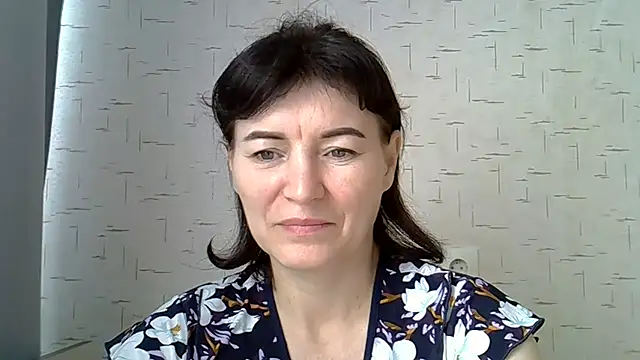 Krystal 82 online show from September 27, 2025, 10:09 am