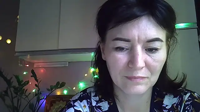 Krystal 82 online show from October 2, 2025, 5:14 am