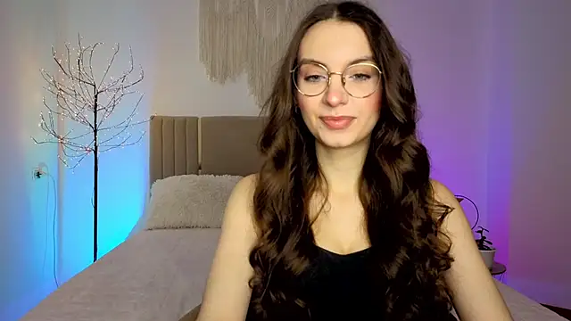 Real cutie1 online show from February 19, 2026, 2:13 pm