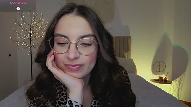 Real cutie1 online show from April 11, 2026, 12:53 pm