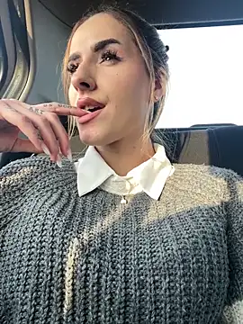 AriaAdda online show from March 17, 2026, 3:15 pm