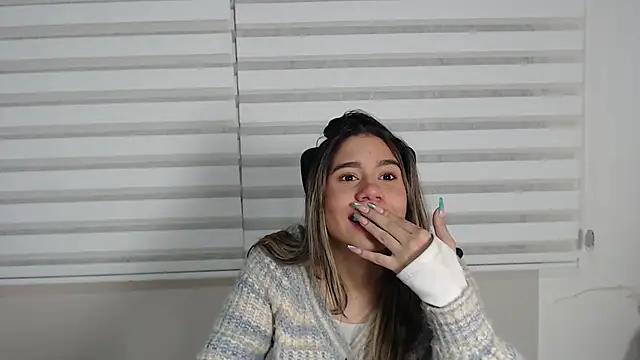 Rachell criss online show from November 25, 2025, 3:50 am