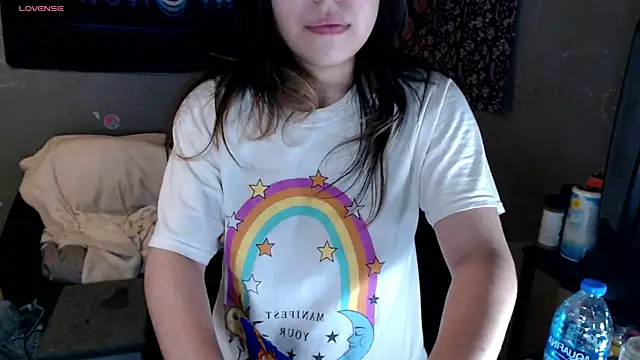 London Ray online show from November 24, 2025, 4:56 am