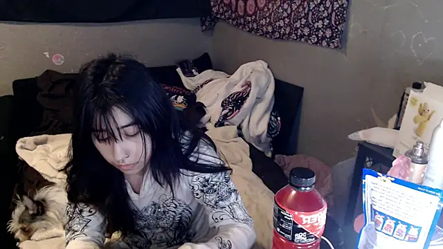 London Ray online show from February 26, 2026, 12:42 am