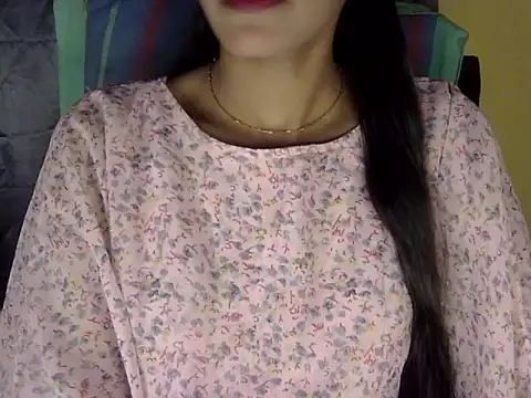 Snapshot of zara_Khan0 chatting on October 5, 2025, 2:26 pm zara Khan0 online show from October 5, 2025, 2:26 pm
