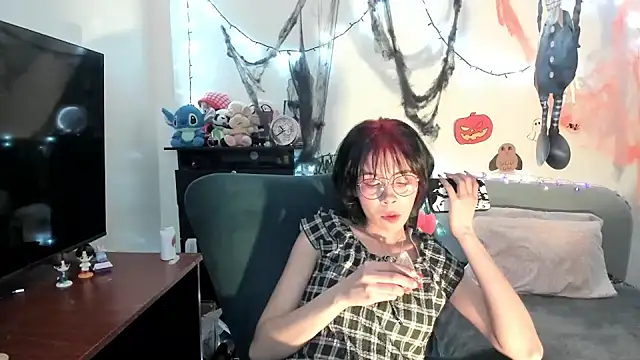 dolliette24 online show from October 23, 2025, 3:50 am