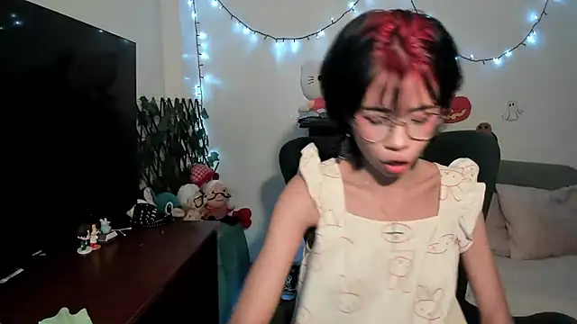 dolliette24 online show from November 2, 2025, 8:00 pm