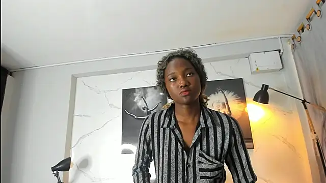 Evaa 18 online show from November 1, 2025, 5:59 pm