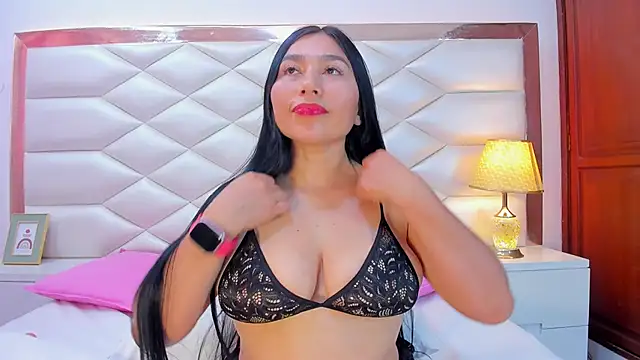 KarinaGomezxxx online show from October 6, 2025, 4:26 pm