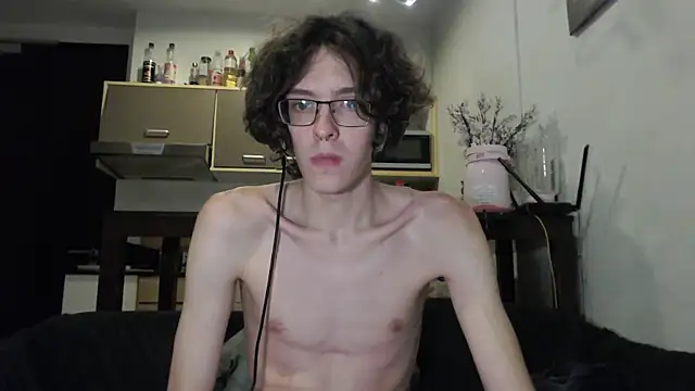 LovesomeCookie online show from September 30, 2025, 12:10 pm