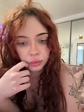Hannah xBaby online show from September 29, 2025, 2:22 pm