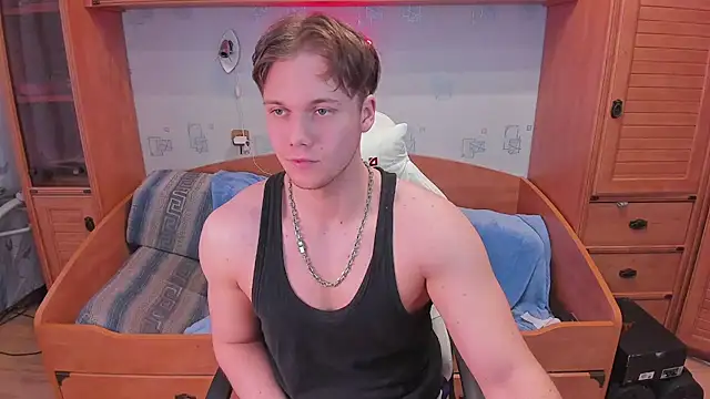 Dexter Bennett online show from April 28, 2026, 1:49 pm