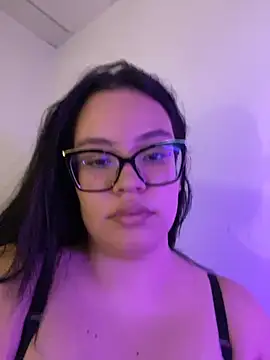 Emily Taylor2 online show from October 22, 2025, 2:23 am