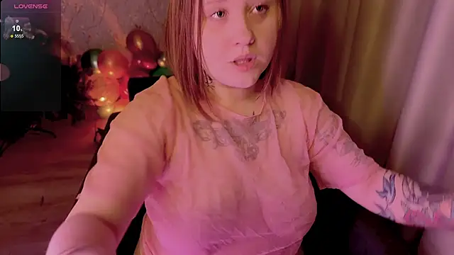 NaomiRey1 online show from January 17, 2026, 4:33 pm