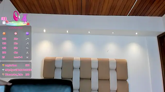 AidaJones online show from December 15, 2025, 11:42 pm