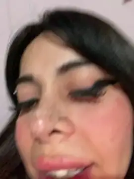 kiittyselenita online show from April 22, 2026, 3:09 am