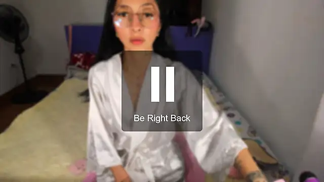 Snapshot of Anais_lux chatting on May 7, 2026, 1:44 am Anais lux online show from May 7, 2026, 1:44 am