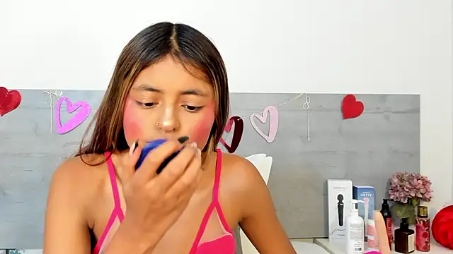 Snapshot of sunnyWhitee chatting on February 23, 2026, 7:11 pm sunnyWhitee online show from February 23, 2026, 7:11 pm