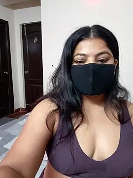 Snapshot of Aavya_007 chatting on July 18, 2026, 4:05 am Aavya 007 online show from July 18, 2026, 4:05 am