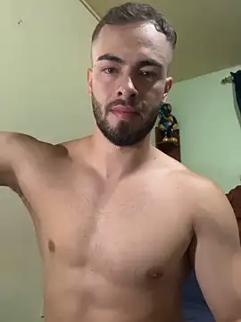 Snapshot of MaxDell chatting on November 22, 2025, 5:17 am MaxDell online show from November 22, 2025, 5:17 am