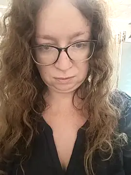 Snapshot of PerpetuaAnastagi chatting on September 30, 2025, 6:18 am PerpetuaAnastagi online show from September 30, 2025, 6:18 am