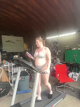 bigb00tycass online show from June 9, 2026, 12:50 pm
