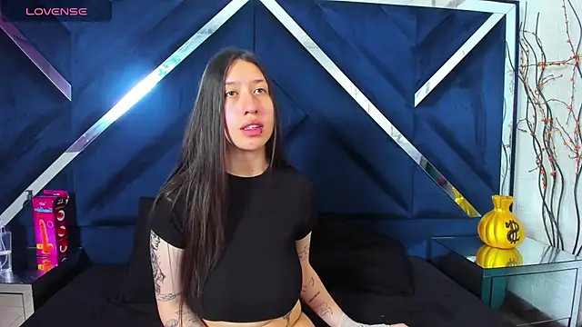 venusmorgan online show from September 9, 2025, 3:33 pm