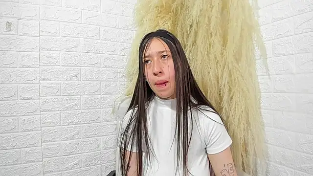 venusmorgan online show from September 13, 2025, 4:29 pm