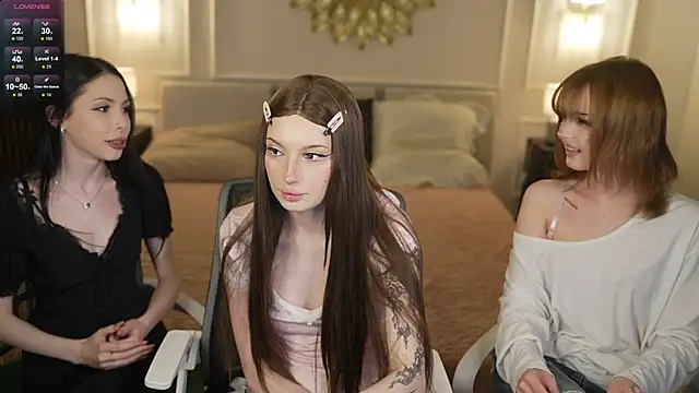 Snapshot of VivianSweet_ chatting on June 9, 2026, 10:38 am VivianSweet online show from June 9, 2026, 10:38 am