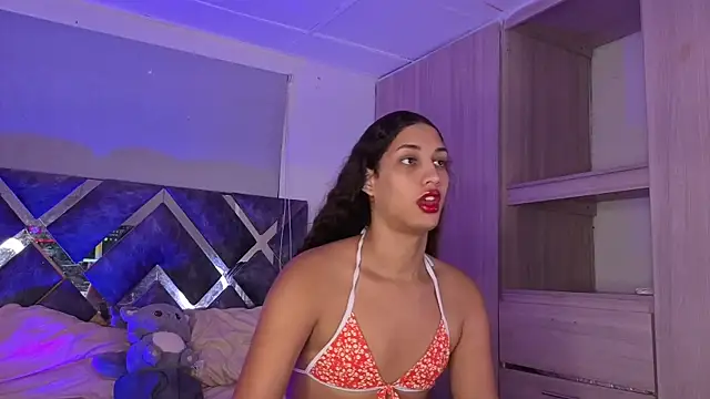 candice777 online show from April 21, 2026, 1:06 pm