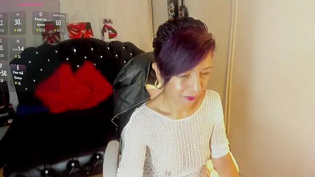 Trinityy   online show from September 16, 2025, 7:15 pm