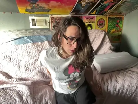 mayra mayhem online show from January 13, 2026, 3:39 pm