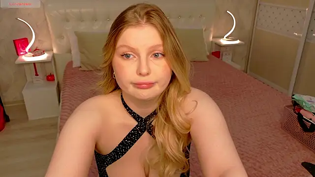 AmeliaDiamond online show from February 5, 2026, 11:20 pm