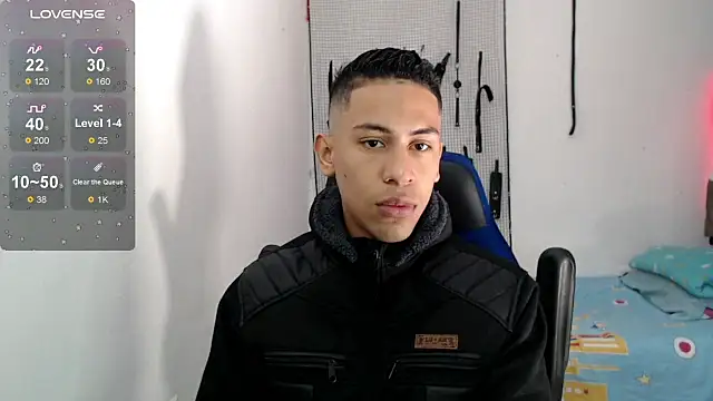 dylan apol0 online show from September 19, 2025, 2:57 am