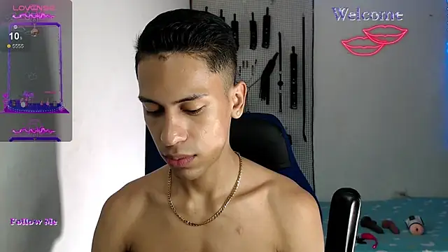 dylan apol0 online show from October 25, 2025, 5:59 am