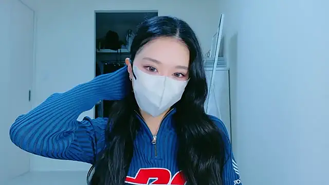 ramuchan desu online show from October 5, 2025, 1:37 am