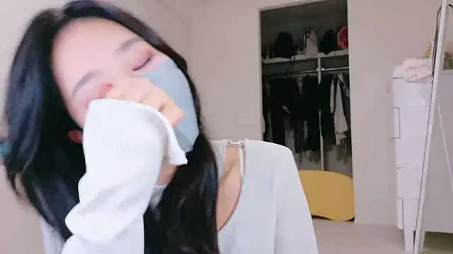 ramuchan desu online show from October 19, 2025, 12:55 am