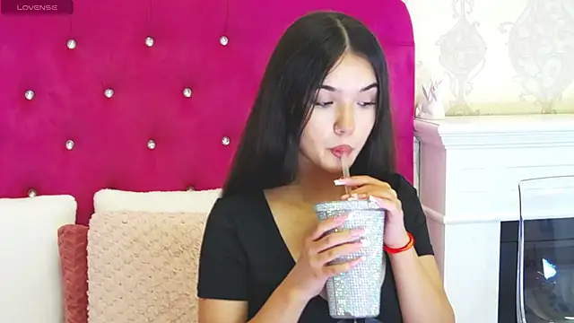 AlexisDevine online show from September 12, 2025, 4:23 am