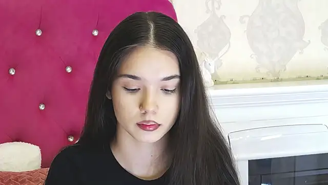 AlexisDevine online show from February 26, 2026, 5:17 am