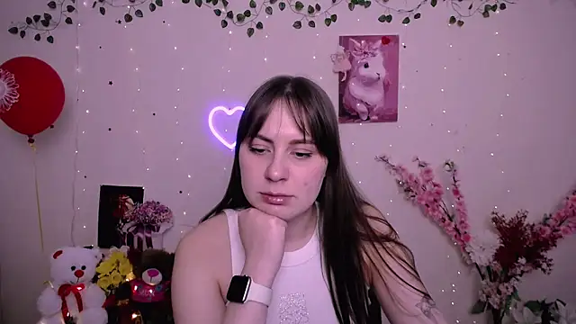 Amanda Bright  online show from April 9, 2026, 11:15 am