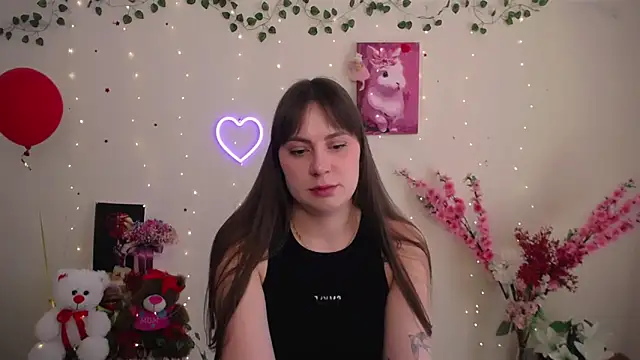 Snapshot of Amanda_Bright_ chatting on April 24, 2026, 9:45 am Amanda Bright online show from April 24, 2026, 9:45 am
