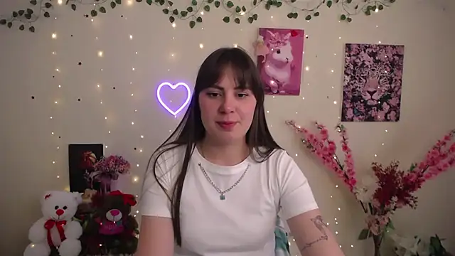 Snapshot of Amanda_Bright_ chatting on May 12, 2026, 10:34 am Amanda Bright online show from May 12, 2026, 10:34 am