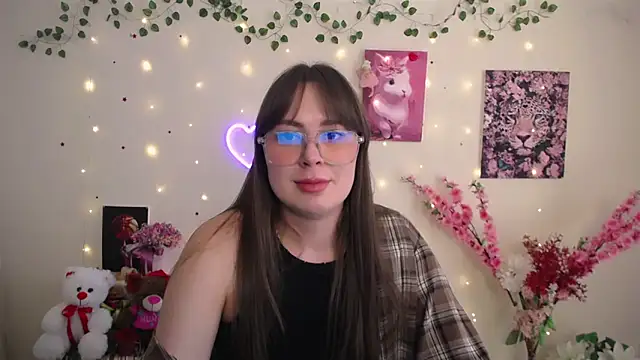 Snapshot of Amanda_Bright_ chatting on May 18, 2026, 10:54 am Amanda Bright online show from May 18, 2026, 10:54 am