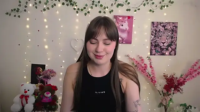 Snapshot of Amanda_Bright_ chatting on May 25, 2026, 10:54 am Amanda Bright online show from May 25, 2026, 10:54 am