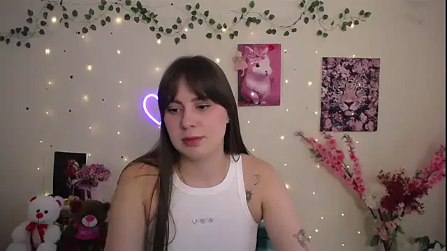 Snapshot of Amanda_Bright_ chatting on June 4, 2026, 10:10 am Amanda Bright online show from June 4, 2026, 10:10 am