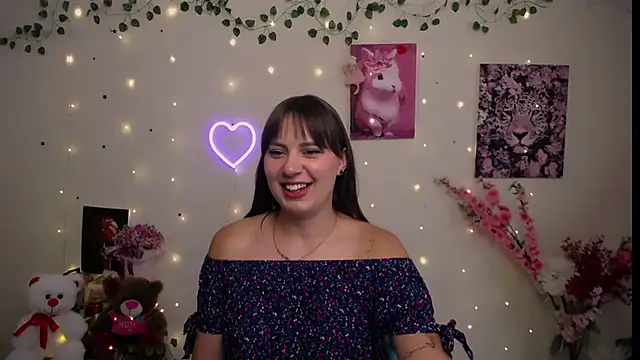 Amanda Bright  online show from July 22, 2026, 12:30 pm