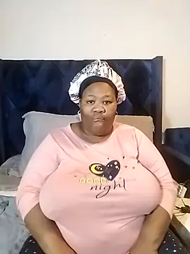 Snapshot of SeductionBoobs chatting on July 24, 2026, 10:08 pm SeductionBoobs online show from July 24, 2026, 10:08 pm