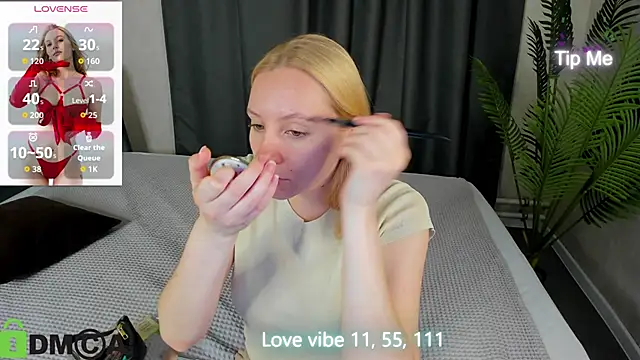 Anna Chelsea online show from November 12, 2025, 11:47 pm